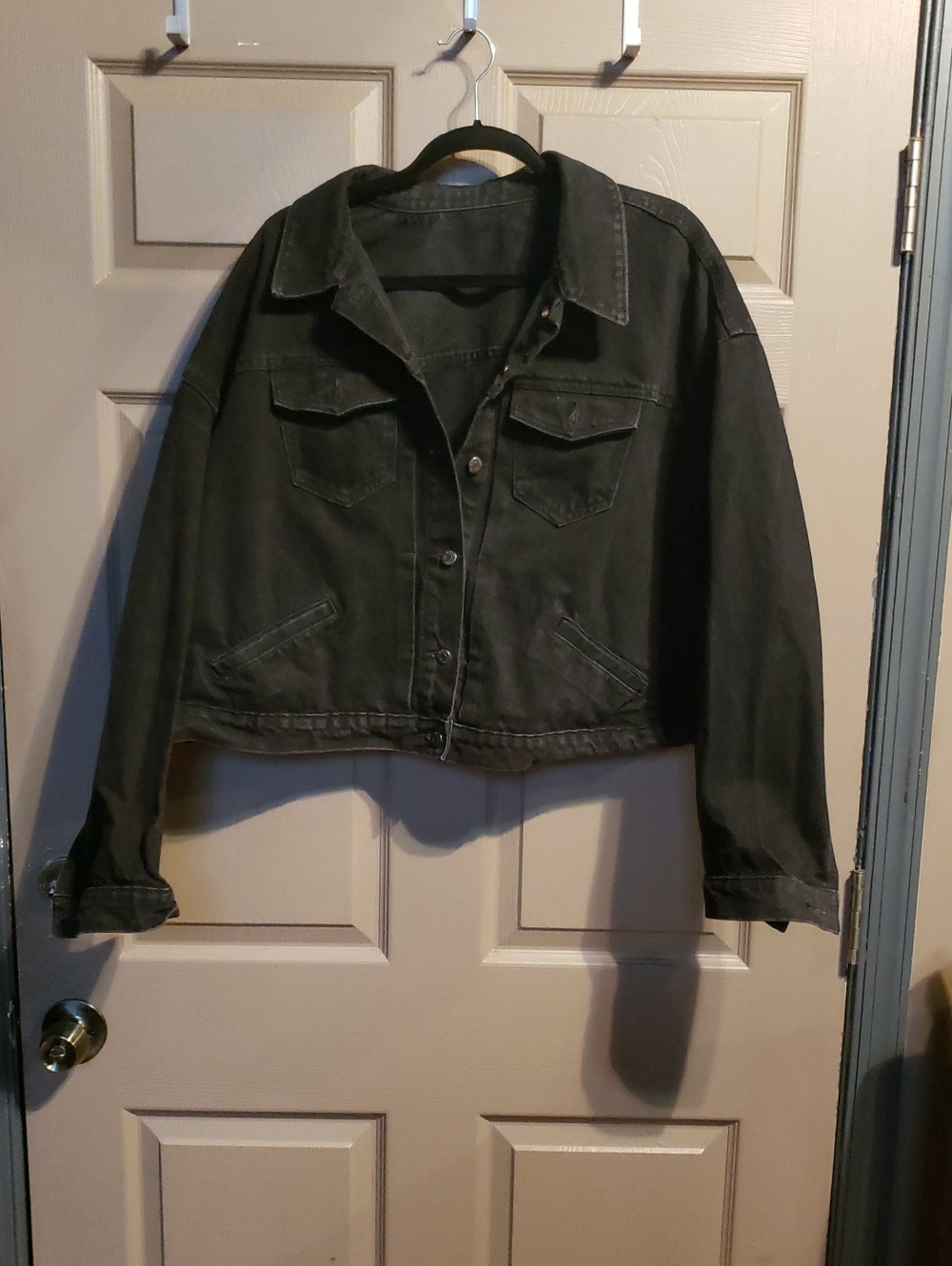 Old Navy Black Relaxed Fit Cropped Denim Jacket - Unisex